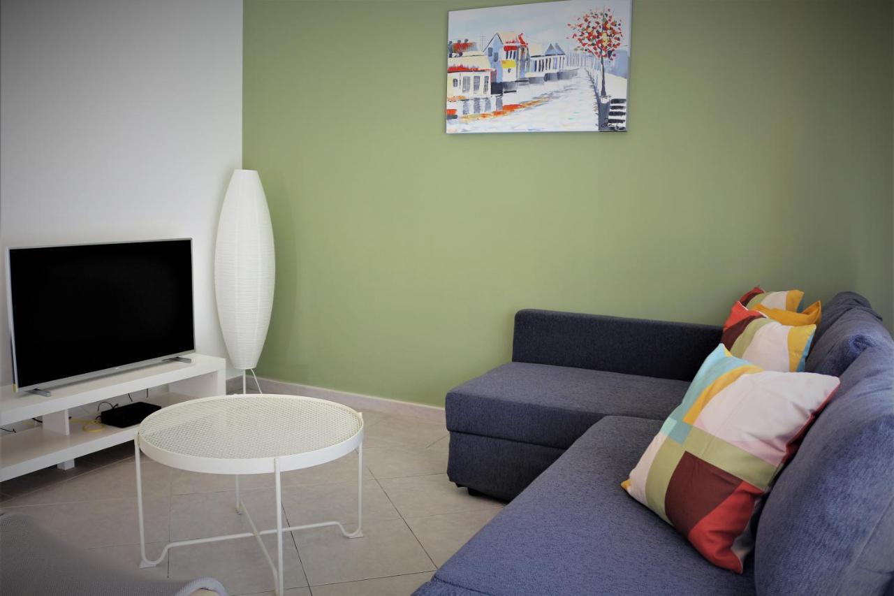 Lovely Apartment In Carvoeiro By The Beach Exterior foto